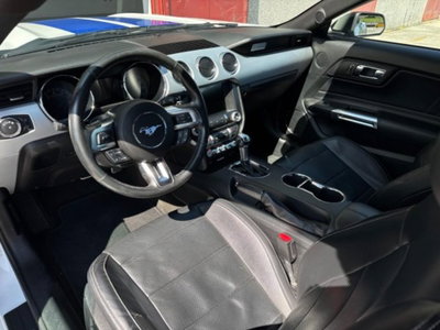 Ford Mustang Coupé Fastback 2.3 EcoBoost (6)