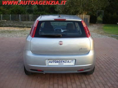 Fiat Grande Punto 1.3 MJT 75 CV 5 porte Dynamic (7)