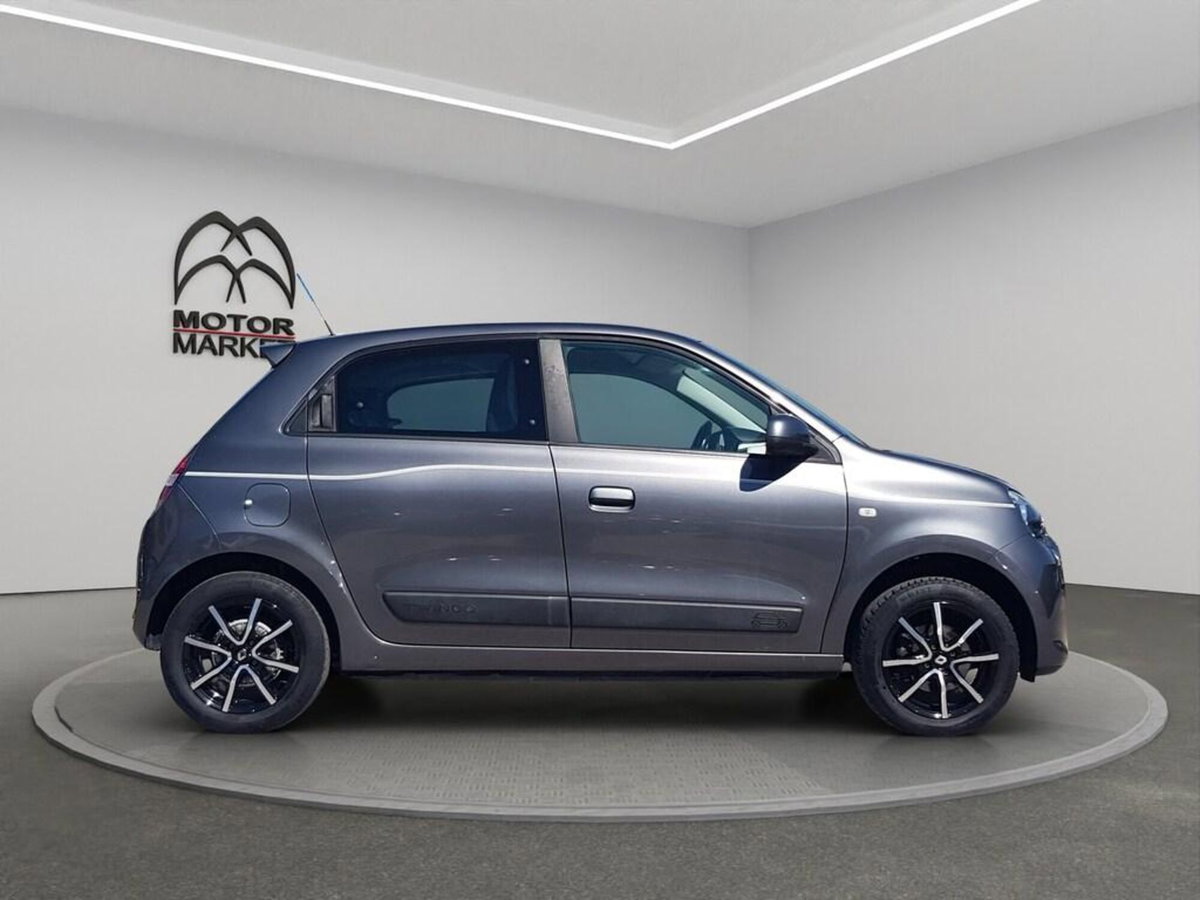 Renault Twingo TCe 90 CV EDC Lovely (4)