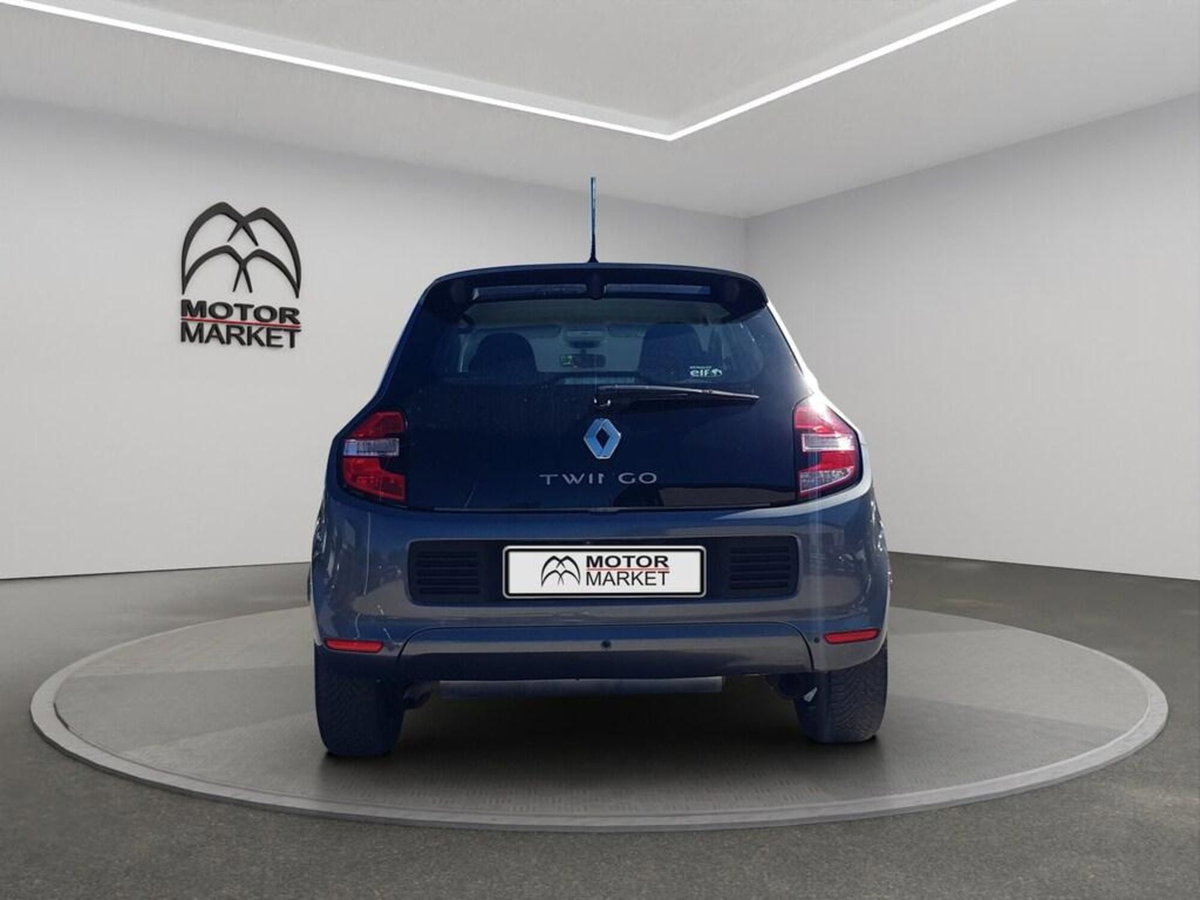 Renault Twingo TCe 90 CV EDC Lovely (6)