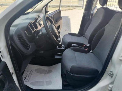 Fiat Panda 1.3 MJT 80 CV S&S 4x4 (19)