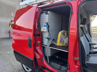 Fiat Fiorino Furgone cargo 1.3 mjt 95cv Adventure (17)