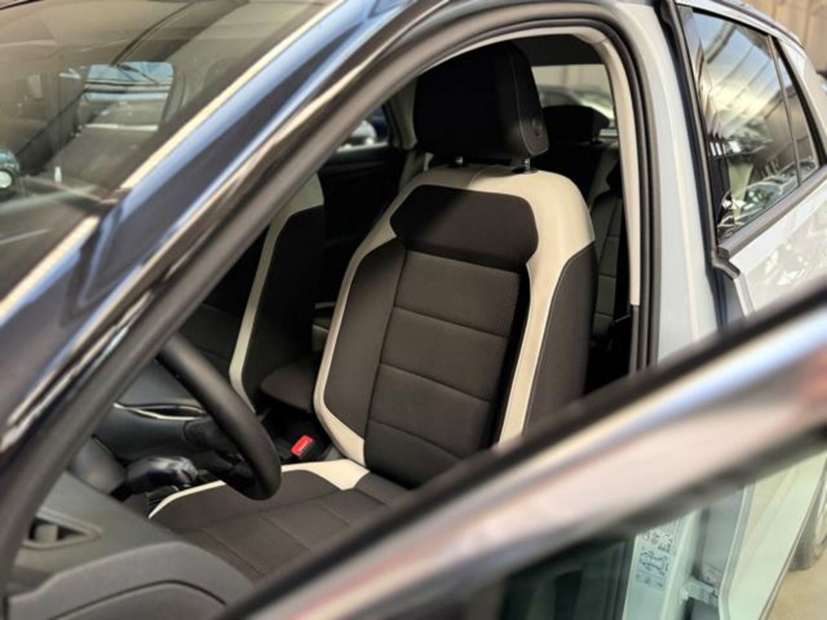Volkswagen T-Roc 2.0 TDI SCR 4MOTION Advanced BlueMotion Technology (9)