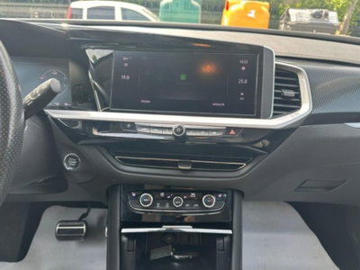 Opel Grandland 73kWh full electric GS awd 325cv (12)