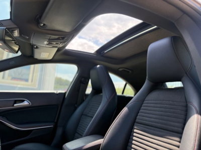 Mercedes-Benz CLA 220 d Automatic Premium (19)