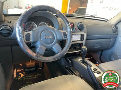 Jeep Cherokee 2.8 CRD Limited (13)