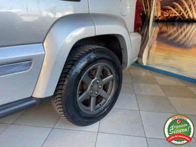 Jeep Cherokee 2.8 CRD Limited (16)