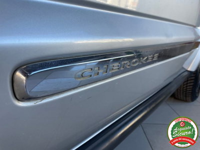 Jeep Cherokee 2.8 CRD Limited (18)