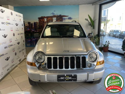 Jeep Cherokee 2.8 CRD Limited (2)