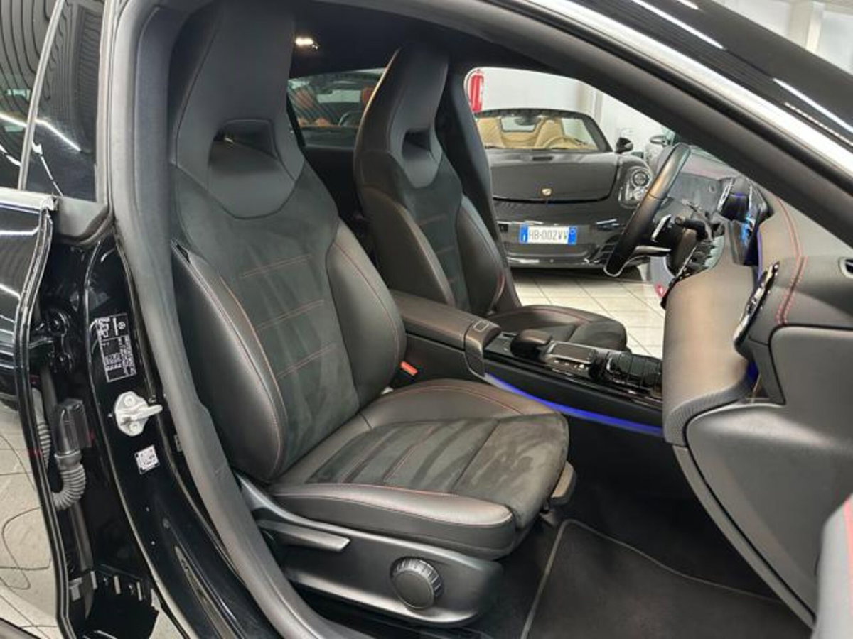Mercedes-Benz CLA Shooting Brake 250 Automatic 4Matic Shooting Brake Business (10)