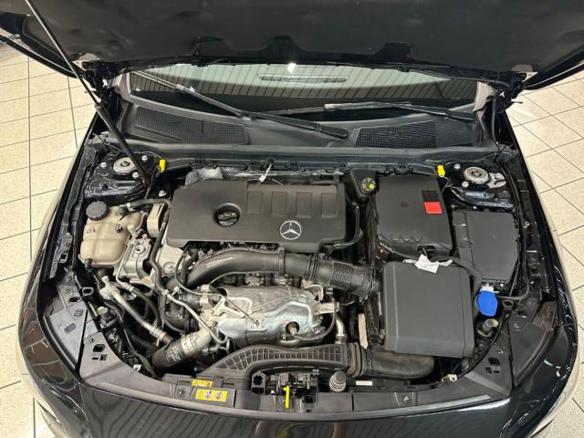 Mercedes-Benz CLA Shooting Brake 250 Automatic 4Matic Shooting Brake Business (6)