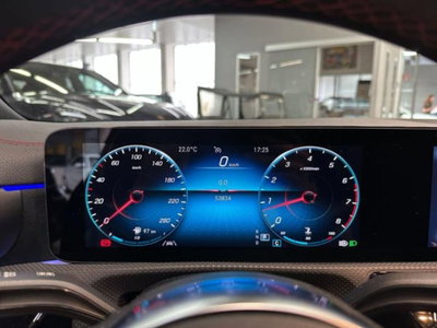 Mercedes-Benz CLA Shooting Brake 250 Automatic 4Matic Shooting Brake Business (7)