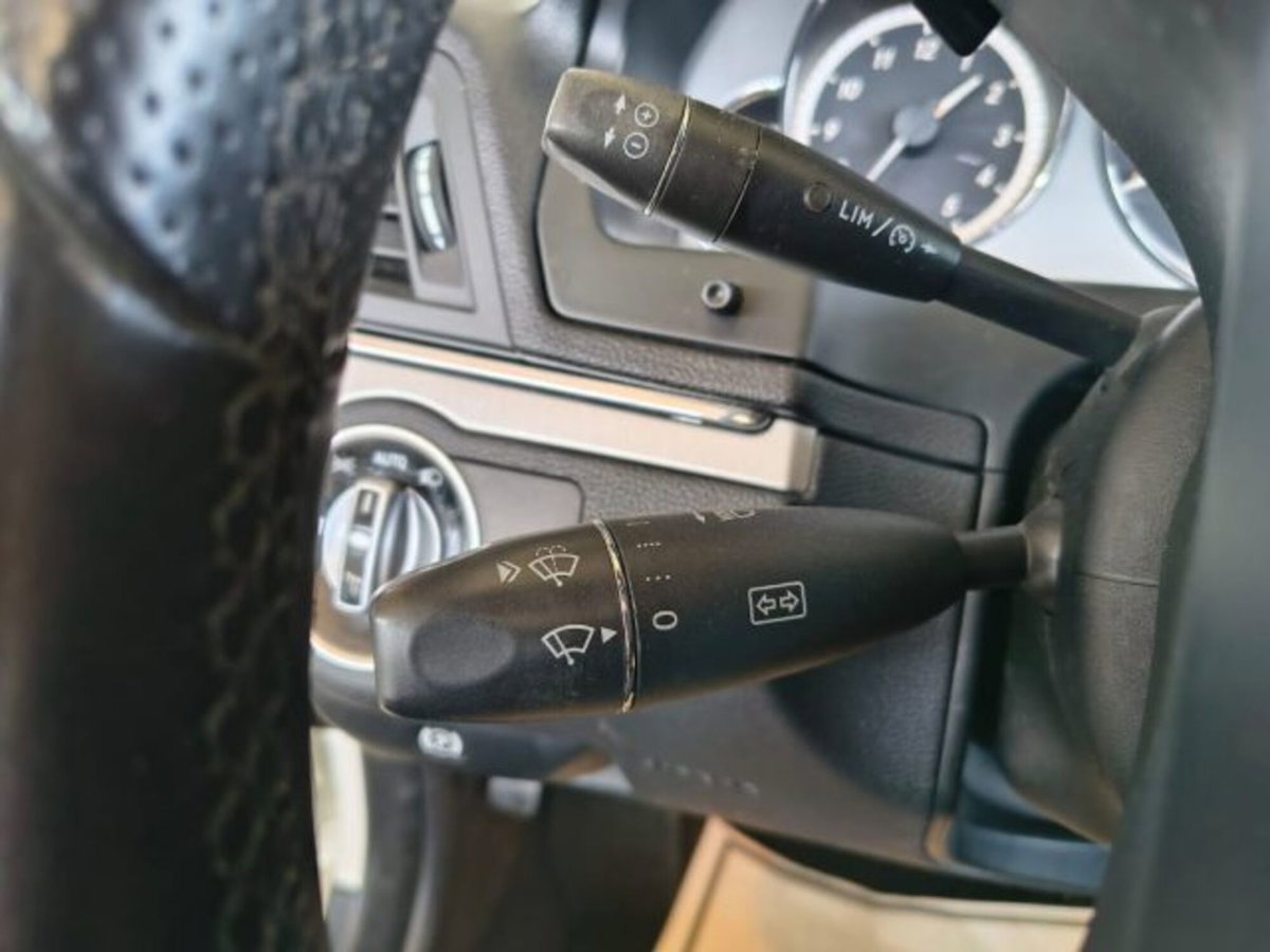 Mercedes-Benz Classe E Cabrio 220 CDI Cabrio BlueEFFICIENCY (14)