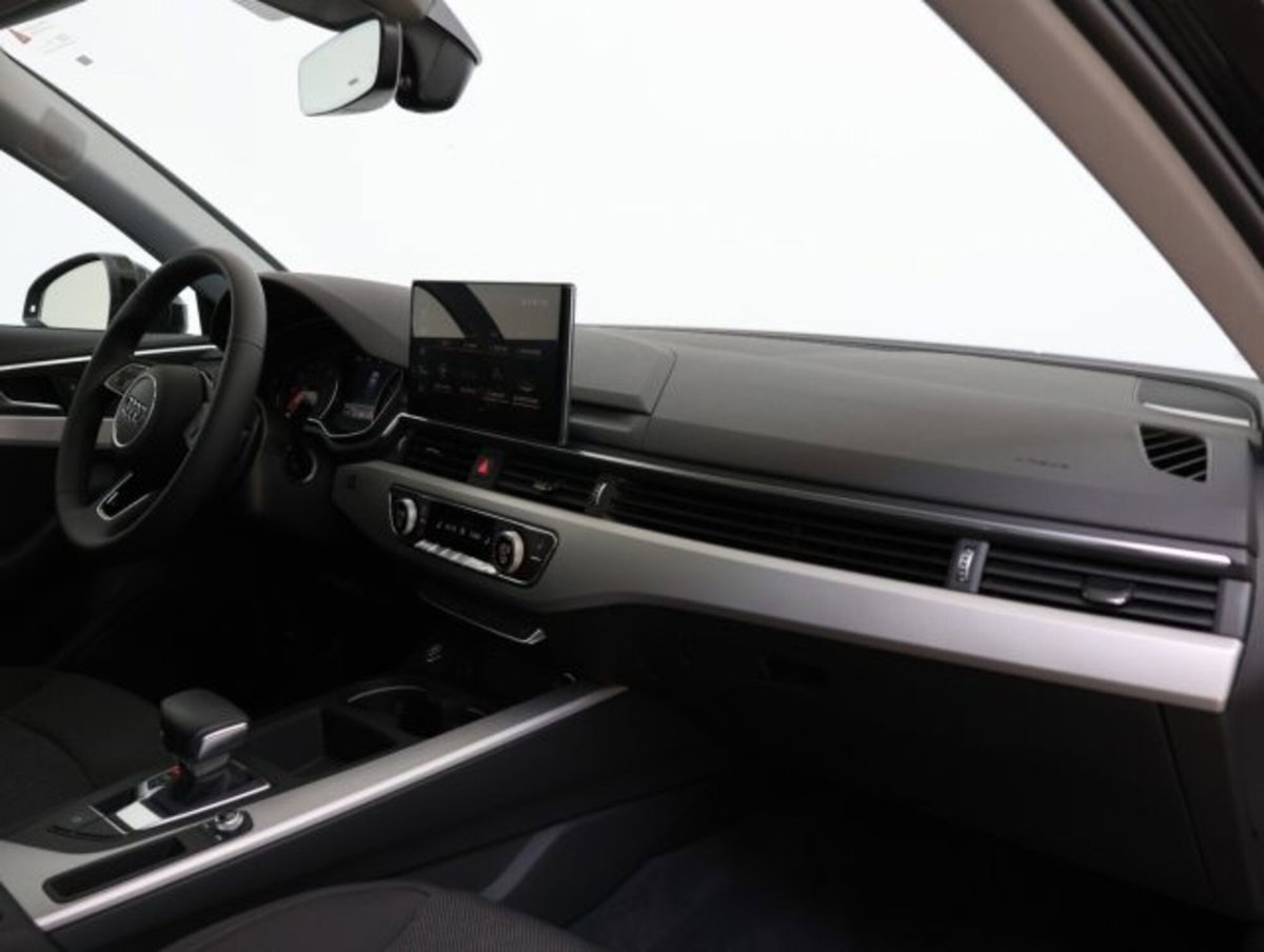 Audi A4 Avant 35 TFSI S tronic S line edition (12)
