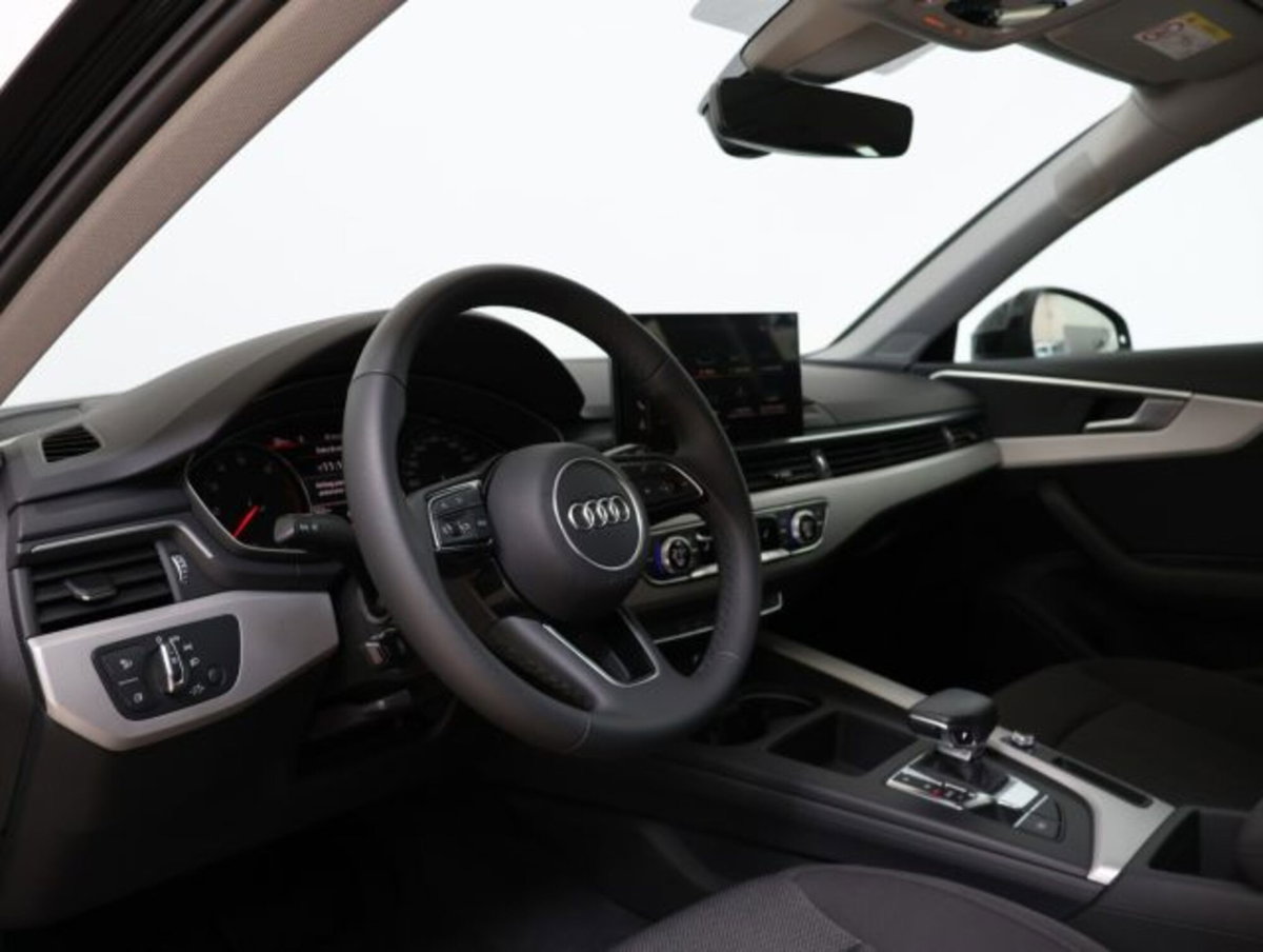 Audi A4 Avant 35 TFSI S tronic S line edition (9)
