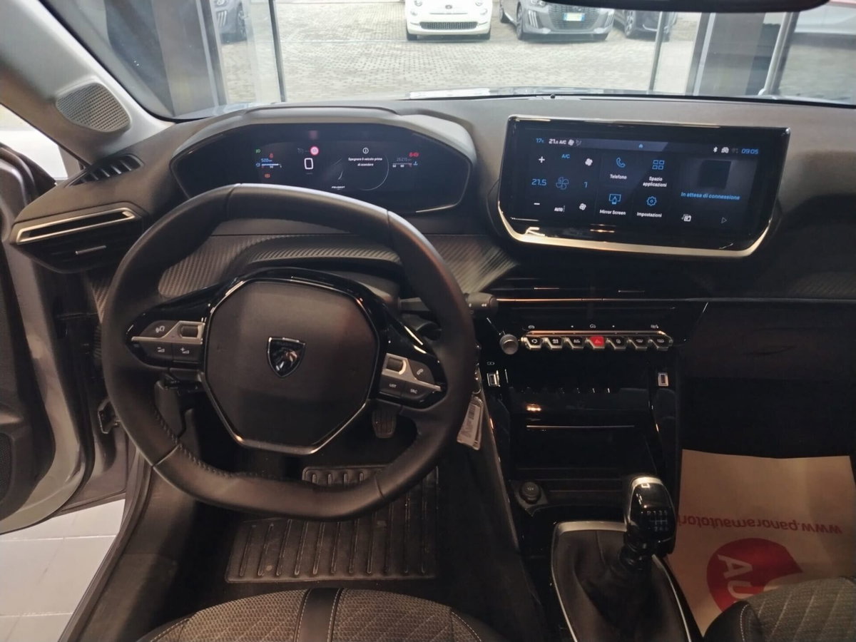 Peugeot 208 PureTech 100 Stop&Start 5 porte Allure (12)