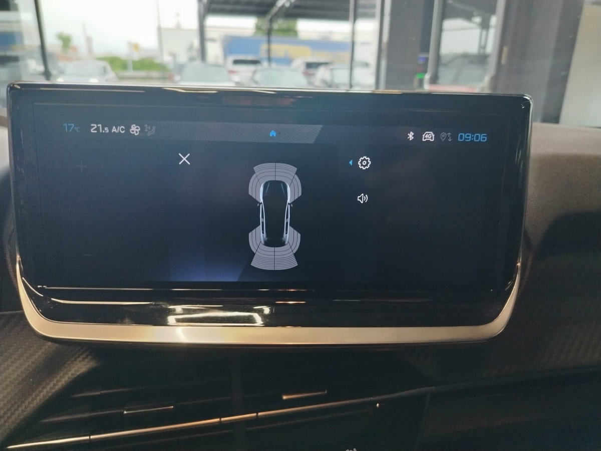 Peugeot 208 PureTech 100 Stop&Start 5 porte Allure (15)