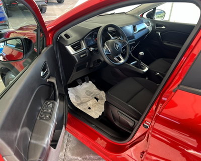 Renault Captur Blue dCi 95 CV Zen (2)