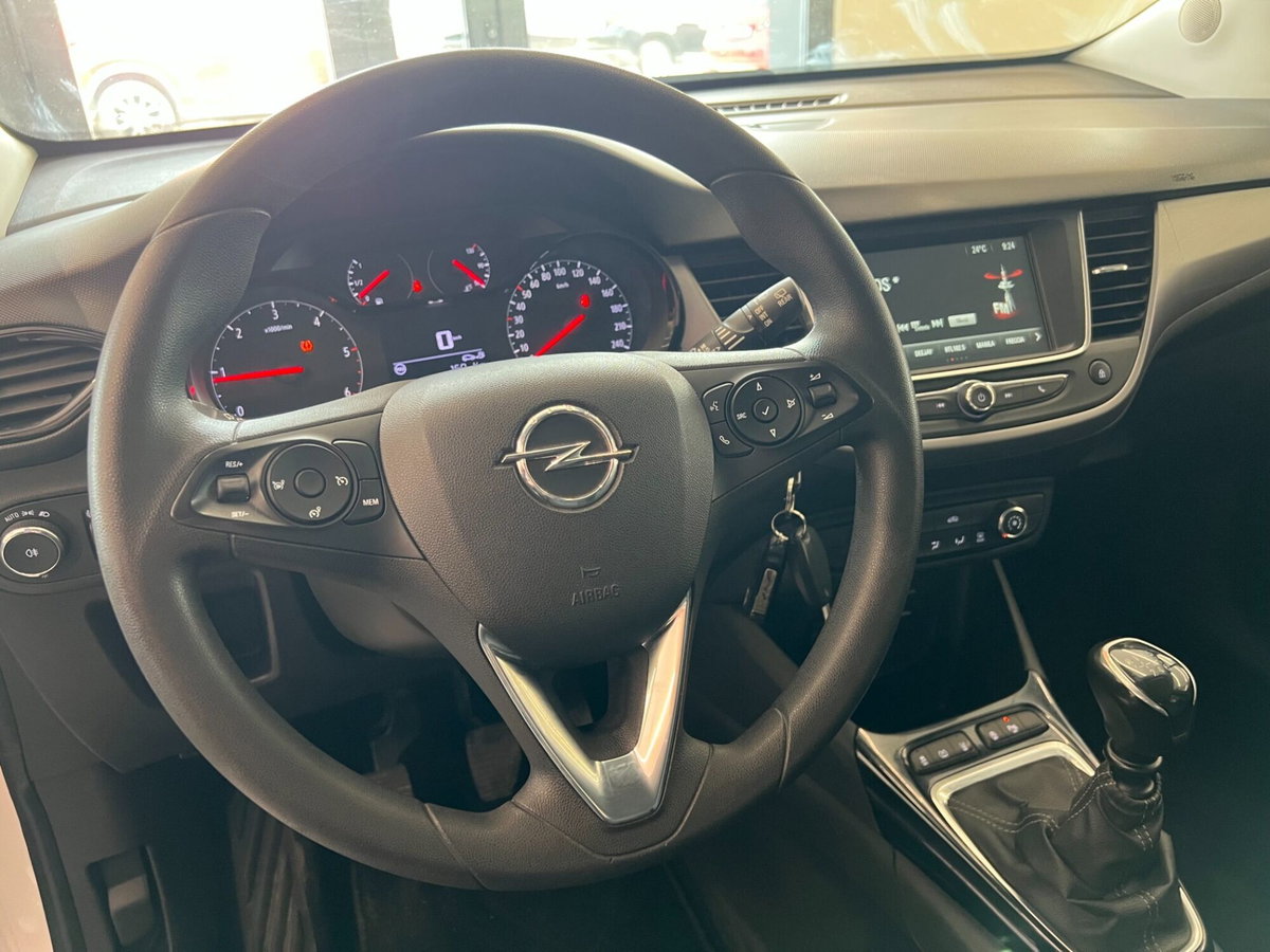 Opel Crossland X 1.5 ECOTEC D 102 CV Start&Stop Design Line (8)