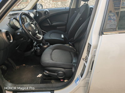 MINI Mini Countryman 1.6 Cooper D Countryman ALL4 (7)