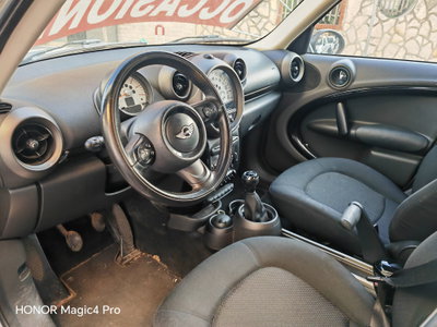 MINI Mini Countryman 1.6 Cooper D Countryman ALL4 (8)