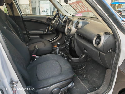 MINI Mini Countryman 1.6 Cooper D Countryman ALL4 (9)