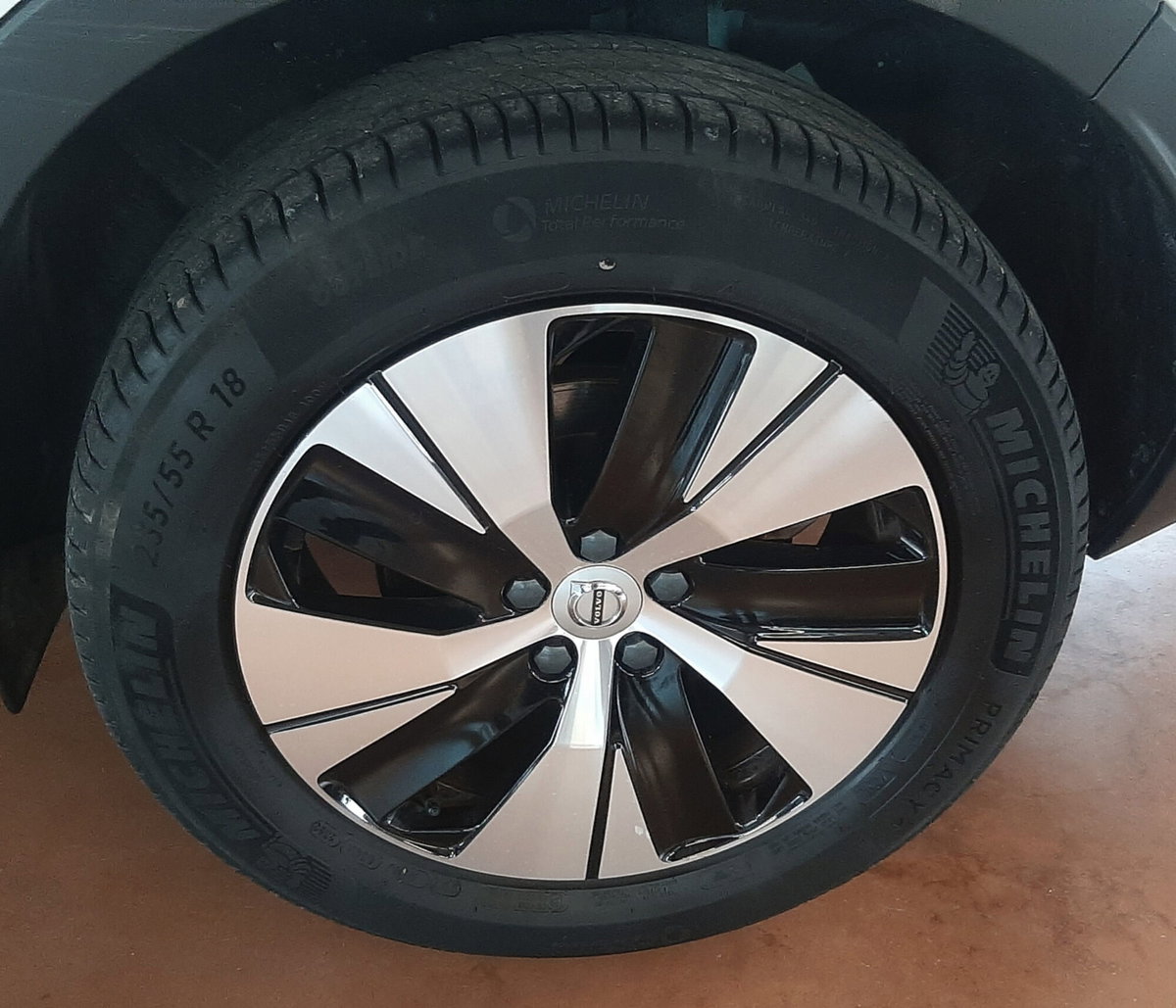 Volvo XC40 T5 Recharge Plug-in Hybrid automatico Core (4)