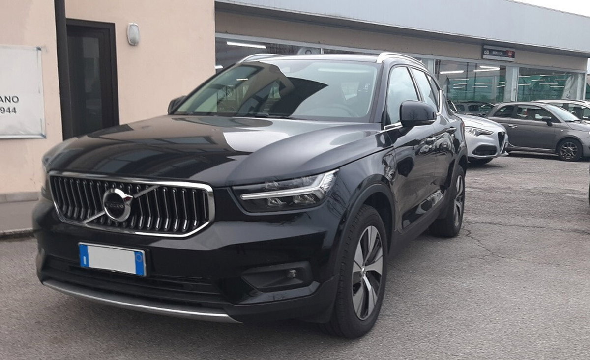 Volvo XC40 T5 Recharge Plug-in Hybrid Inscription Expression (2)