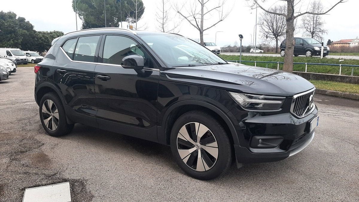 Volvo XC40 T5 Recharge Plug-in Hybrid Inscription Expression (3)
