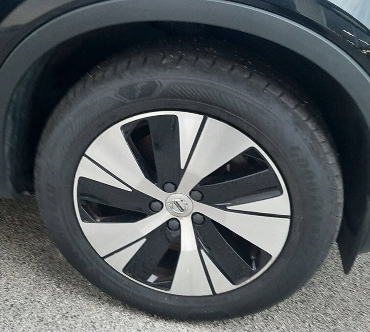 Volvo XC40 T5 Recharge Plug-in Hybrid Inscription Expression (5)