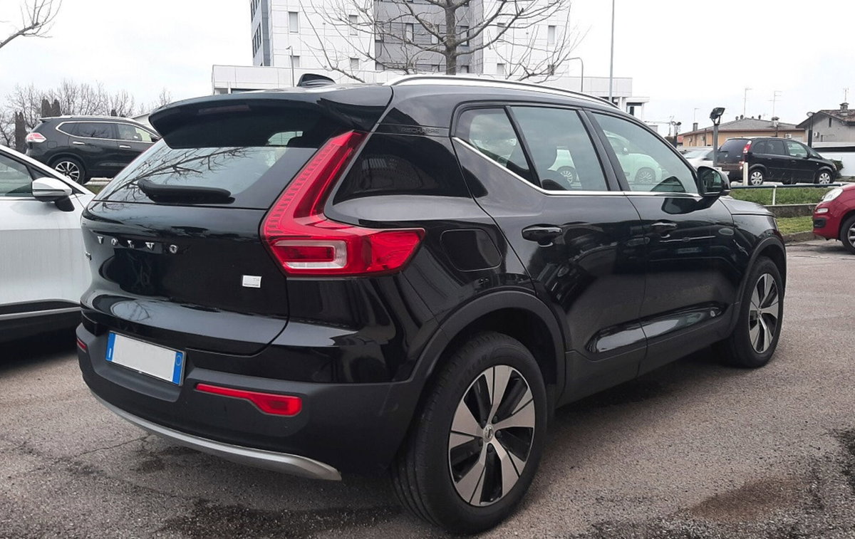 Volvo XC40 T5 Recharge Plug-in Hybrid Inscription Expression (8)