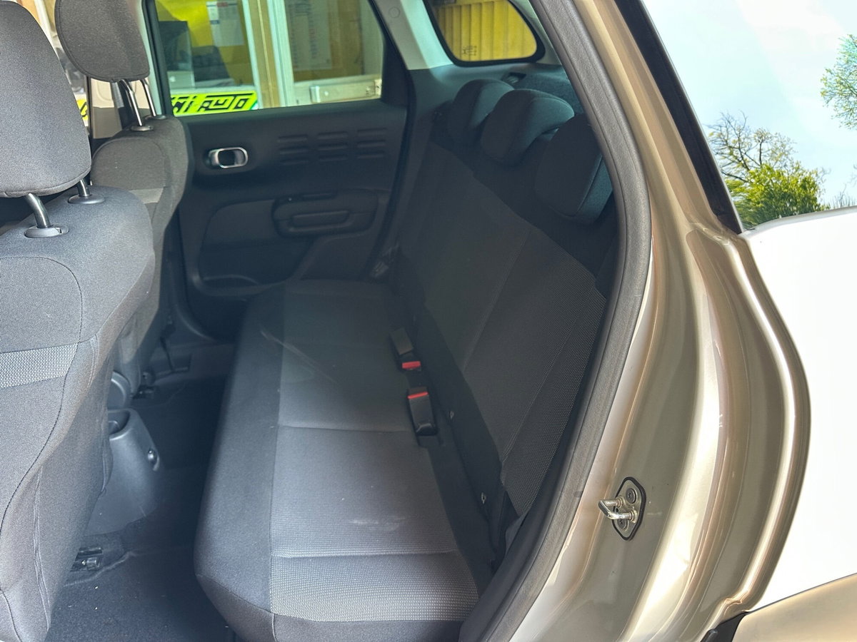 Citroen C3 Aircross BlueHDi 110 S&S Shine Pack (10)