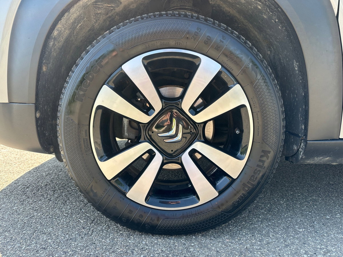 Citroen C3 Aircross BlueHDi 110 S&S Shine Pack (9)