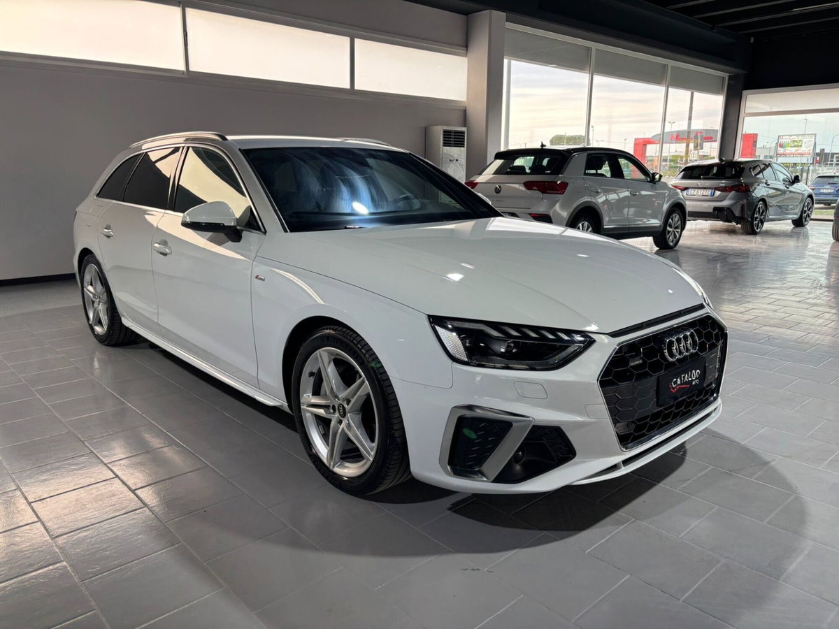 Audi A4 Avant 40 TDI quattro S tronic S line edition (7)