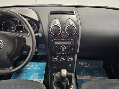 Nissan Qashqai 1.6 16V Visia (9)