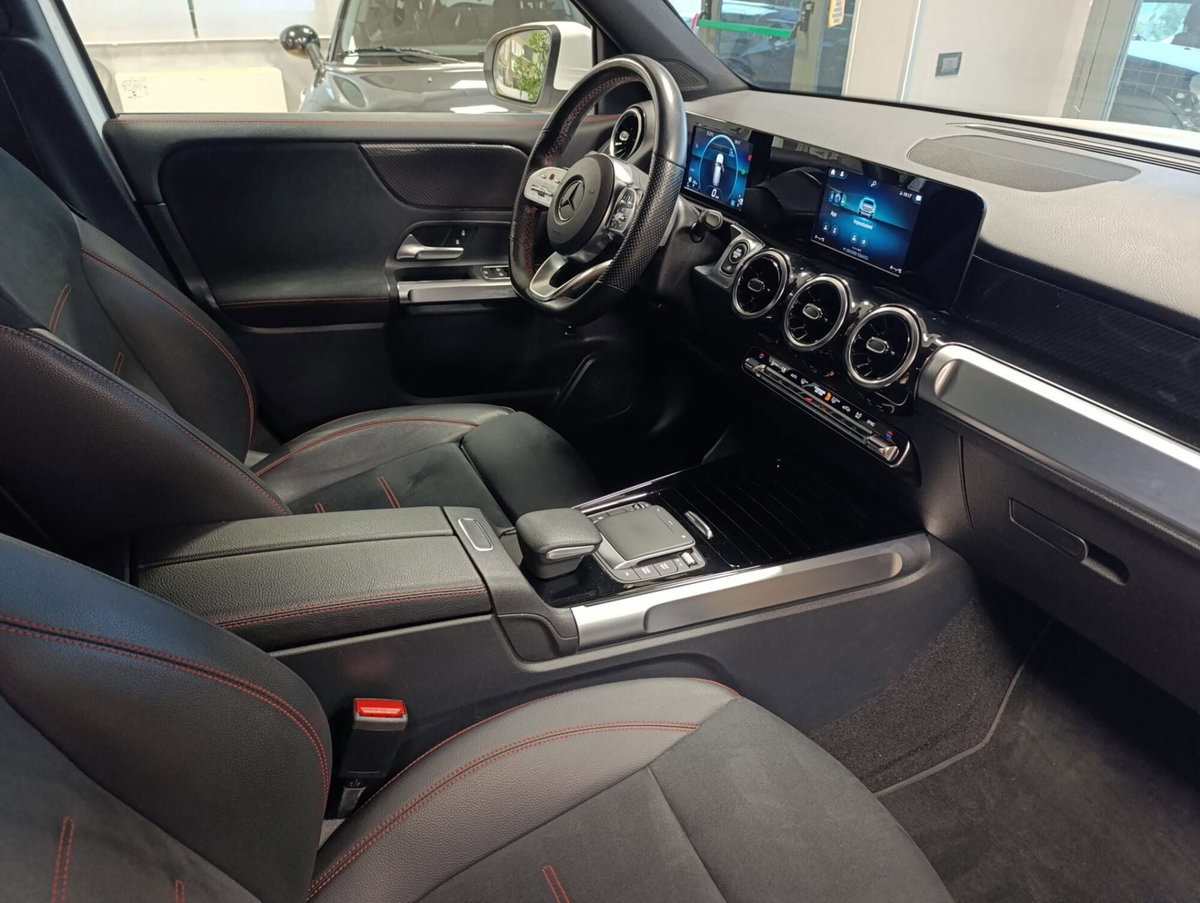 Mercedes-Benz GLB 200 d Automatic 4Matic Premium (18)