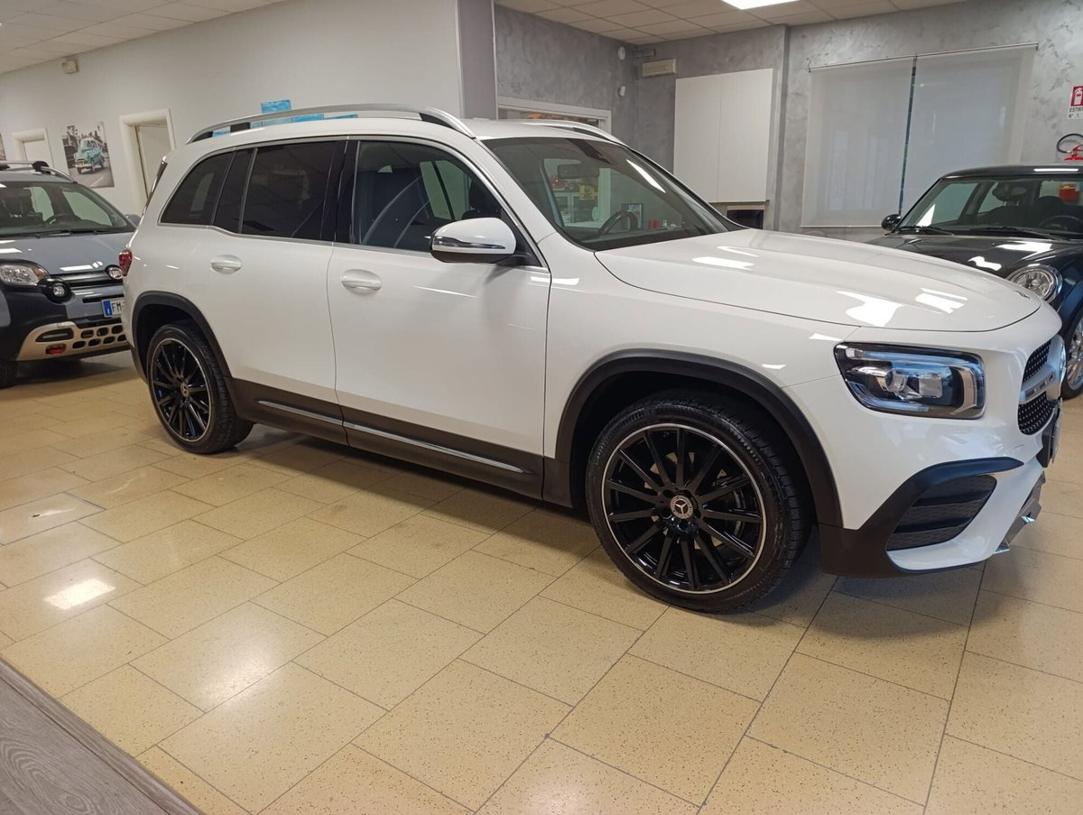 Mercedes-Benz GLB 200 d Automatic 4Matic Premium (3)