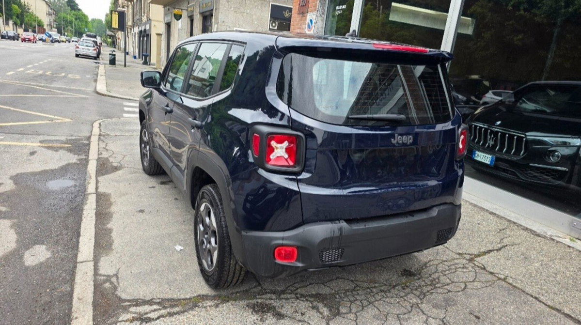 Jeep Renegade 2.0 Mjt 140CV 4WD Active Drive Limited (4)