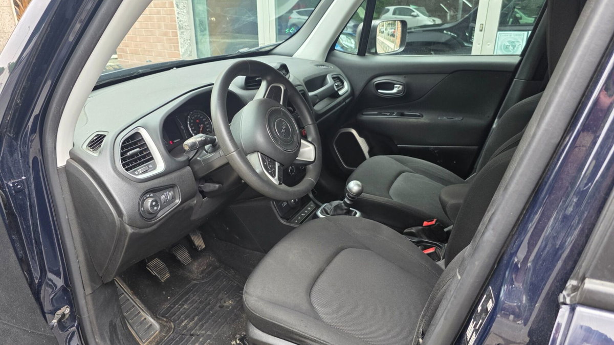 Jeep Renegade 2.0 Mjt 140CV 4WD Active Drive Longitude (9)