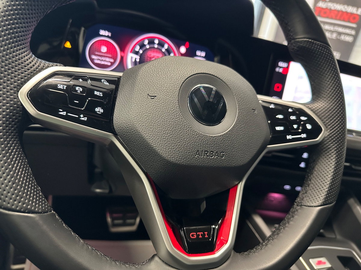 Volkswagen Golf 2.0 TSI GTI DSG (18)