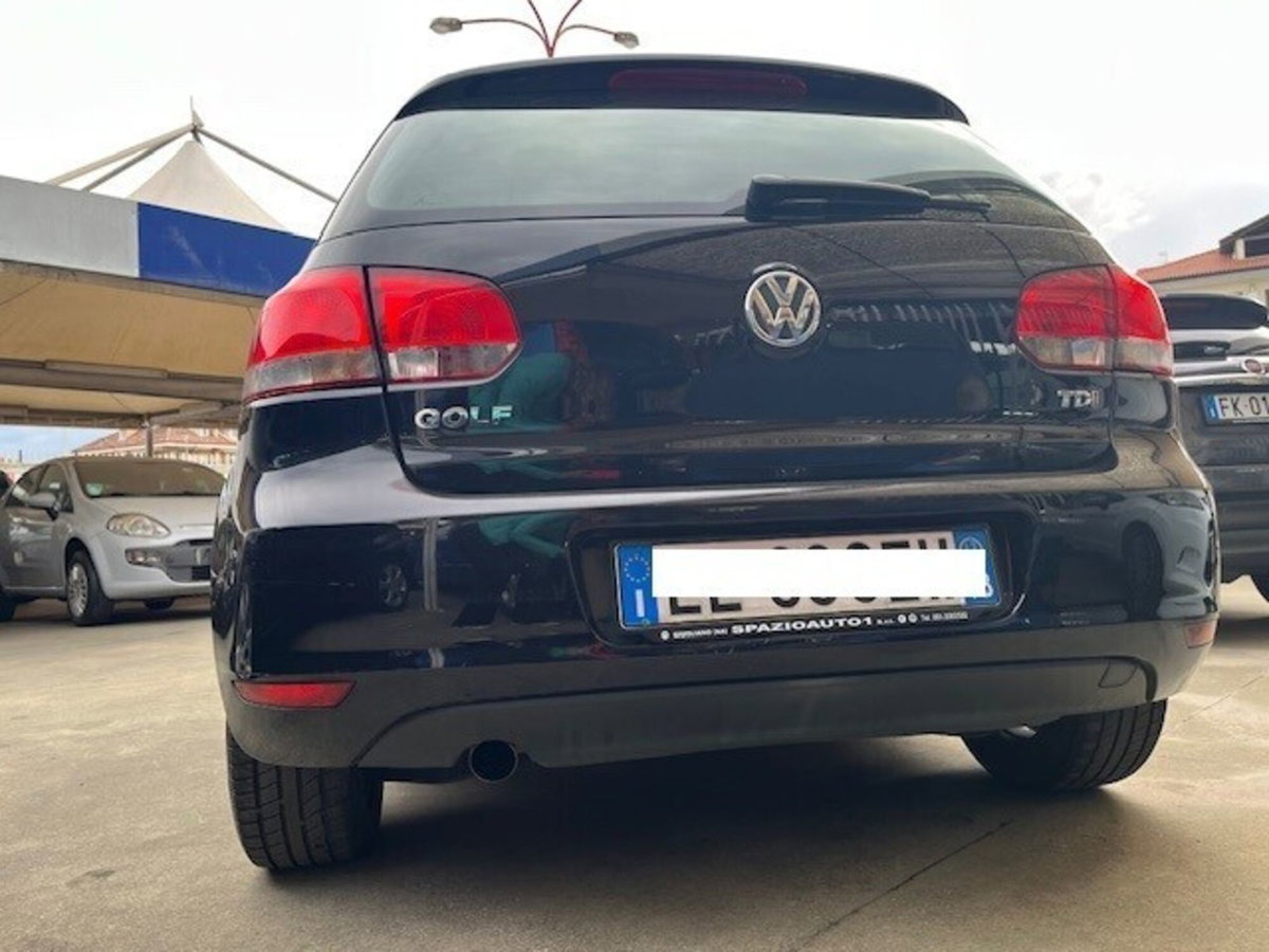 Volkswagen Golf 1.6 TDI DPF 5p. Highline (10)