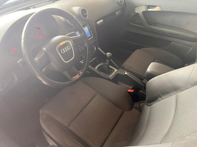 Audi A3 2.0 TDI F.AP. Ambiente (7)