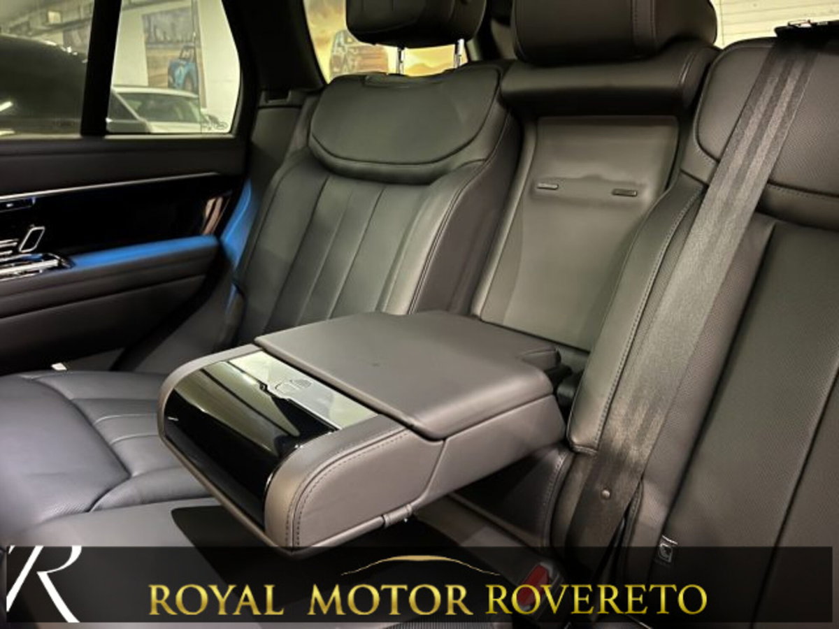 Land Rover Range Rover 3.0D l6 HSE (17)