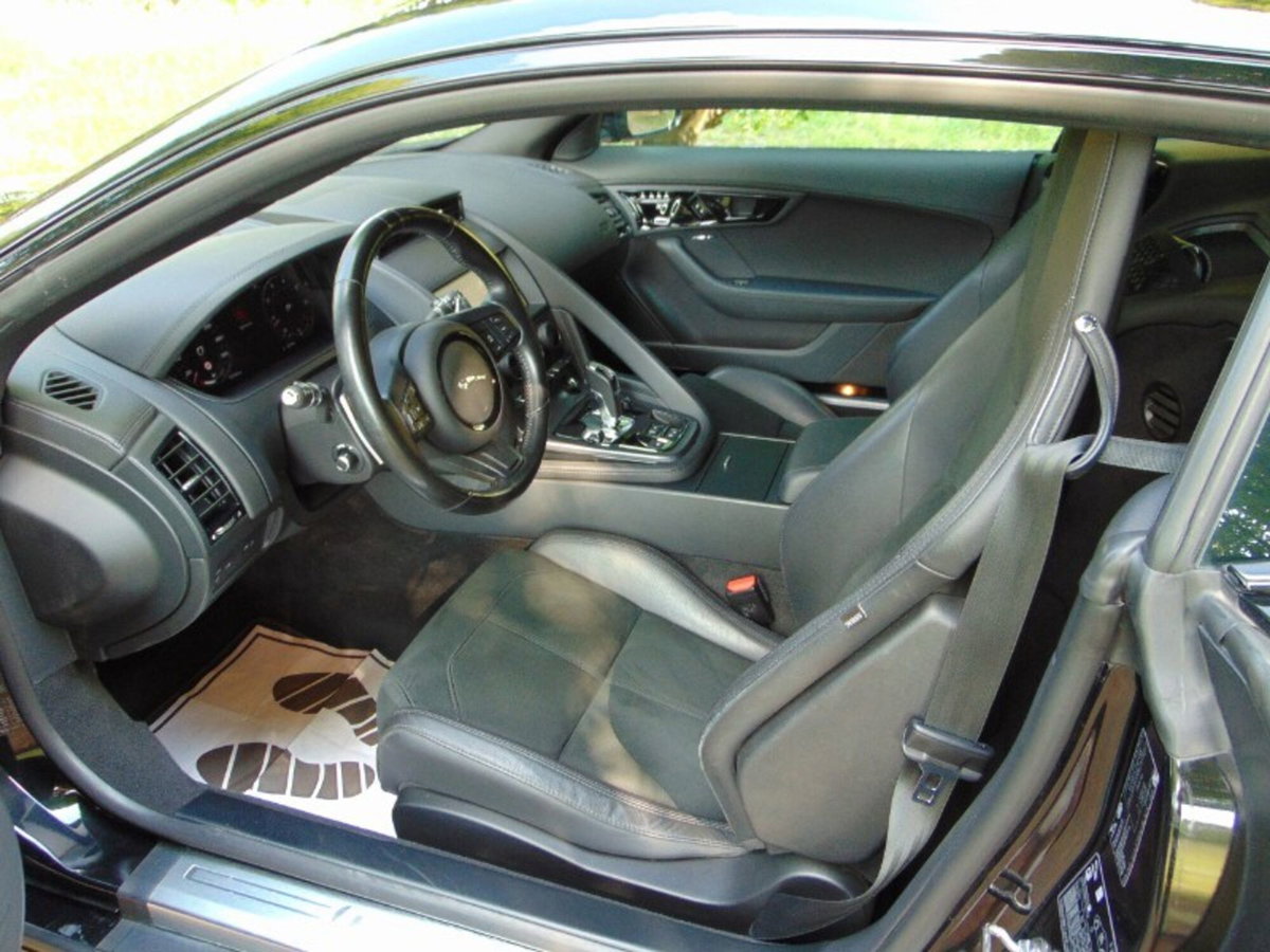 Jaguar F-Type Coupé 2.0 aut. Coupé R-Dynamic Black (18)