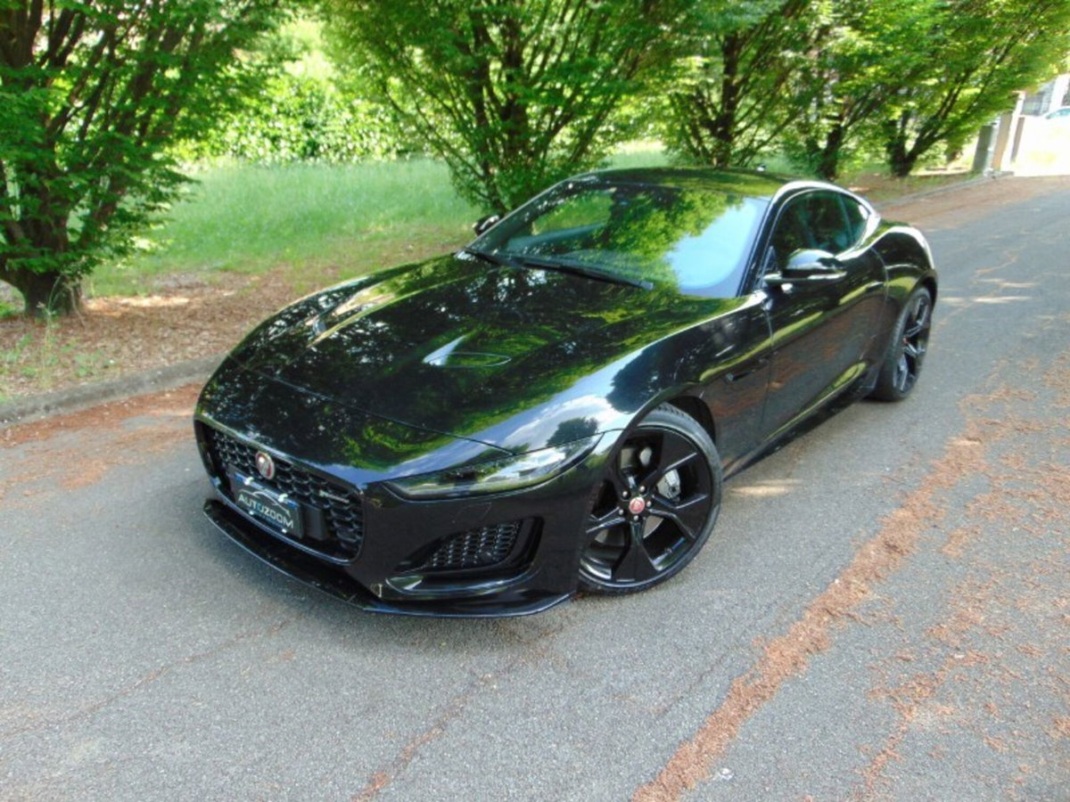 Jaguar F-Type Coupé 2.0 aut. Coupé R-Dynamic Black (2)