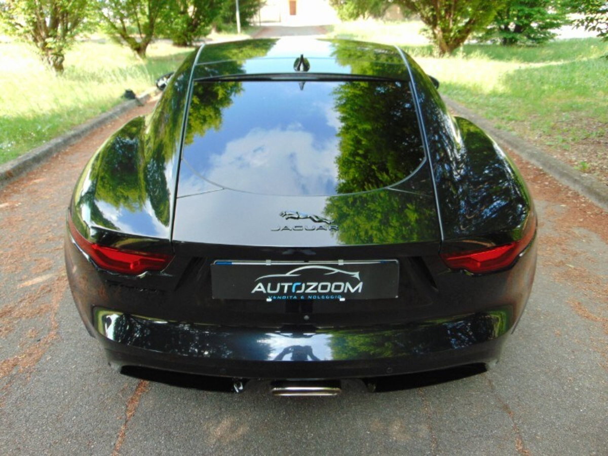 Jaguar F-Type Coupé 2.0 aut. Coupé R-Dynamic Black (7)