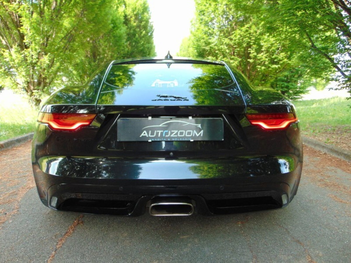 Jaguar F-Type Coupé 2.0 aut. Coupé R-Dynamic Black (8)