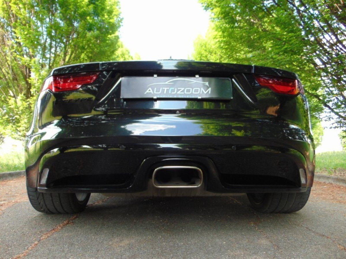 Jaguar F-Type Coupé 2.0 aut. Coupé R-Dynamic Black (9)