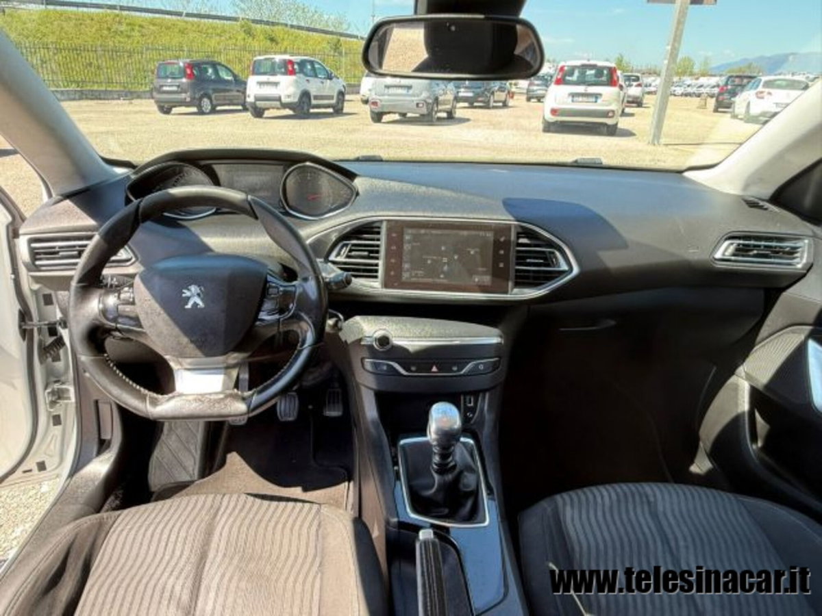 Peugeot 308 SW BlueHDi 120 S&S Business (11)