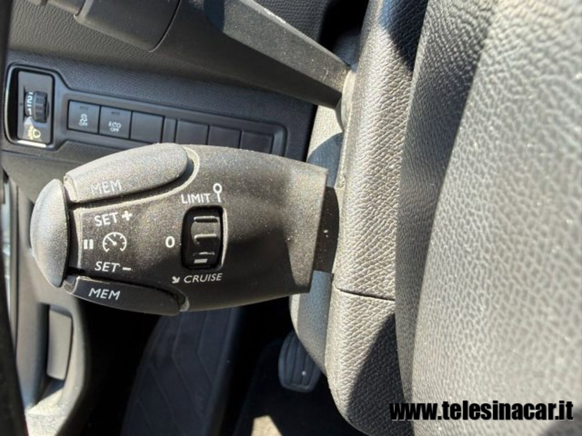 Peugeot 308 SW BlueHDi 120 S&S Business (18)